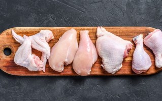 73年历史的星级酒店摆摊卖卤味：大厨现场切肉秀厨艺 !