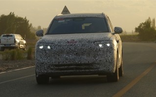 问界又一爆款SUV将至！全新M7谍照曝光：果然换了设计 ！