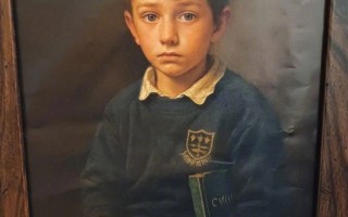 英国艺术家偷偷将AI绘画挂进博物馆：数百人参观未发现不妥 !