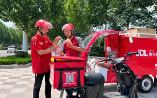 京东“快递员+全职外卖骑手”亲属搭档已超千人 ！