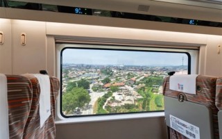 高铁F座为何如此受欢迎：中国铁路官方给出不一样的答案 ！