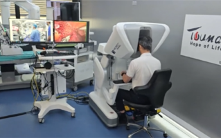 全球首例！浙大教授完成10000公里跨国手术 !