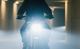 北京严查电动自行车违法改装灯光 最高可罚千元扣车！网友力赞 ！