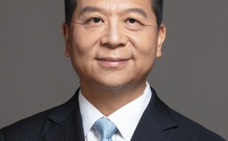 郭平：与国内外的科技巨头相比 华为的优势和劣势都很明显 !