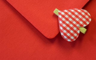 男子转账20万备注自愿赠与 分手起诉返还 法院判了 !