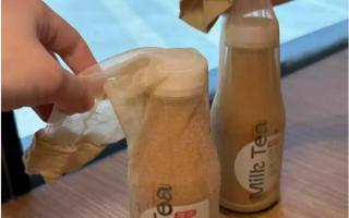 茶餐厅“丝袜奶茶”套丝袜引网友下场科普 店员回应：不是像大家想的那样 !