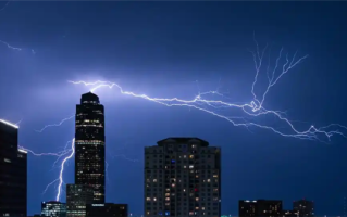 829公里！世界最长闪电纪录被刷新：卫星助力发现 !