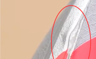 1699元阿迪跑鞋刚买即脱胶 要求退货反被嘲讽：等着钱过年吗！ 