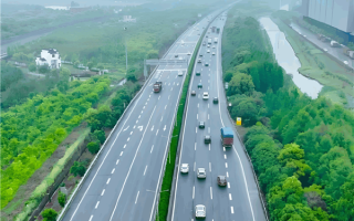 继五一提前半月上高速后 女子十一又提前两天上高速：能省1400元 !