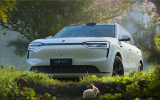 车顶没有包了！全新问界M7业界首发：详解华为舱内激光Limera ！