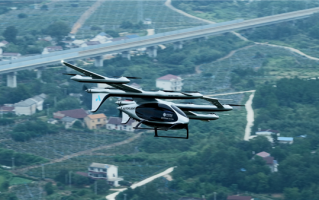 全球首次！吨级以上eVTOL完成陆地跨城低空无人货运飞行 !
