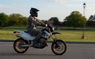 大临高速部分路段禁摩引热议！官方：开通至今已发4起摩托车亡人事故 !