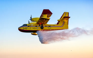 男子飞无人机撞坏CL-415消防飞机 被判坐牢14天赔110万元 !