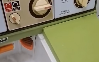 网友晒38年前洗衣机竟然还能用 比自己年龄都大 厂家送新款 !