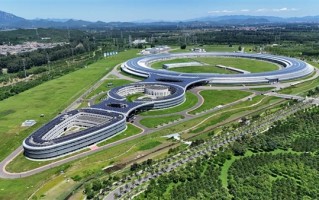 酷似超级放大镜！中国巨型X光机今年年底试运行 !