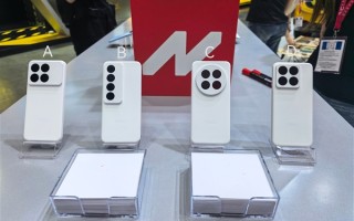 魅族22手板现身ChinaJoy：外观设计提前曝光 !