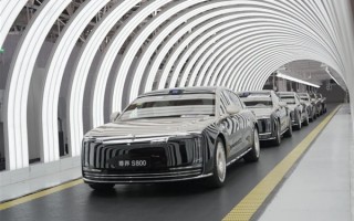 国产百万豪车显威！消息称华为鸿蒙智行新增订单1万+：尊界占近10% 大客户狂买 ！